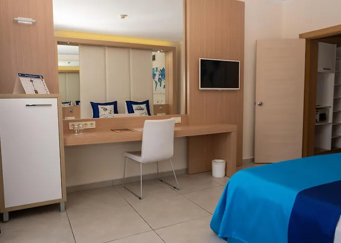 Otel Aqi Pegasos World Side