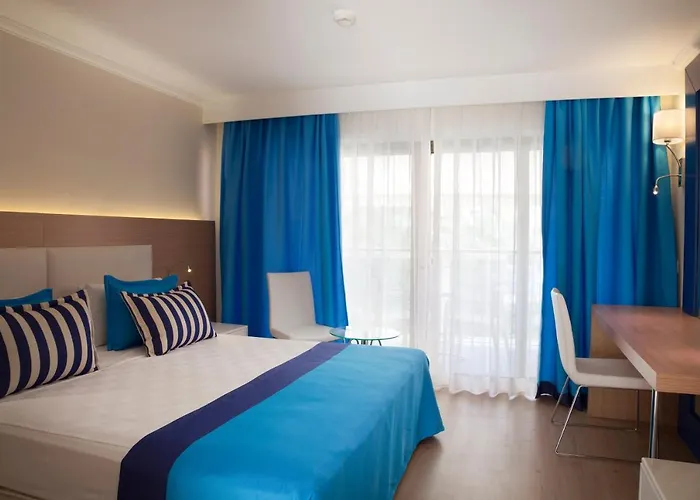 Aqi Pegasos World Side