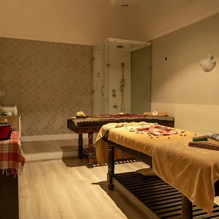 Aqi Pegasos World Hotel Side