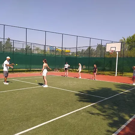 Aqi Pegasos World Hotel Side