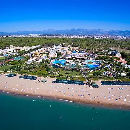 Aqi Pegasos World Hotel 4*