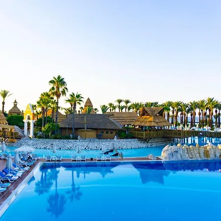 酒店 Aqi Pegasos World