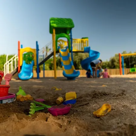 Aqi Pegasos World 酒店