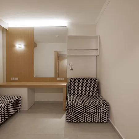 Aqi Pegasos World 酒店 4*